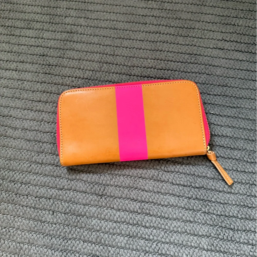 Clare V Wallet - Picture 2 of 3